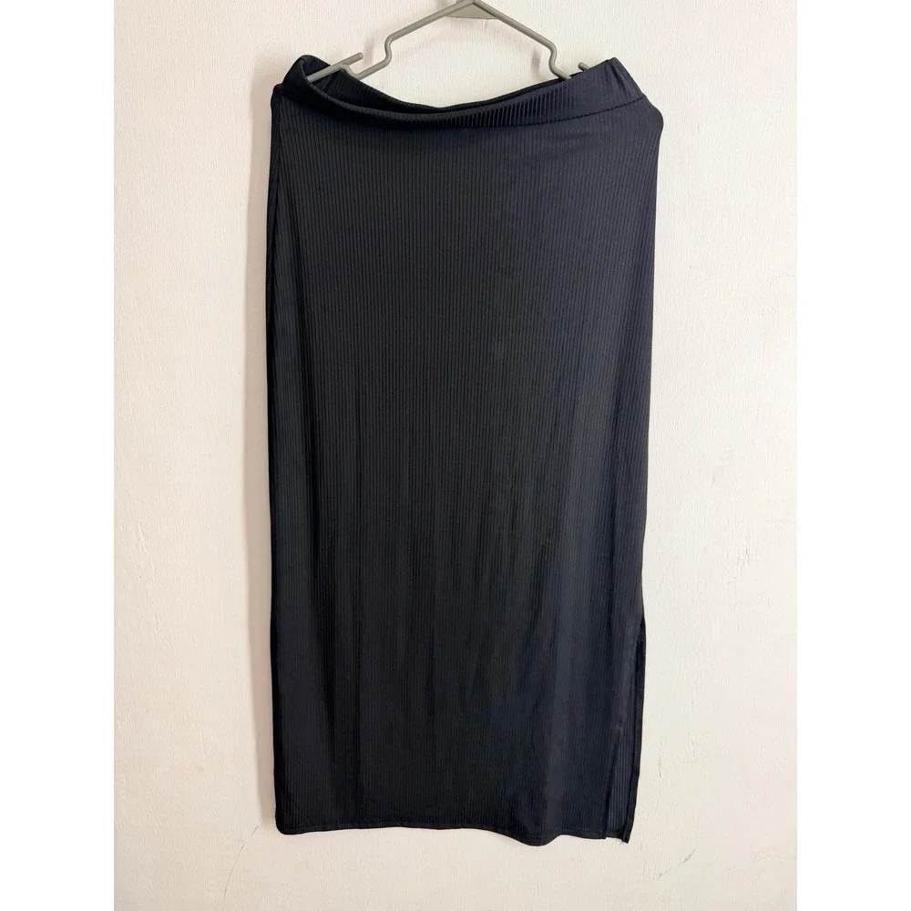 SHEIN black ribbed